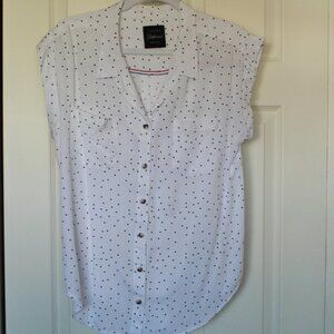 Jachs Girlfriend polka dot white and black short sleeve button down shirt Medium